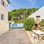 빌라 Large Private Pool Viilla, Close To Amenites, Free Air Conditioning And Wifi 쿼테이라