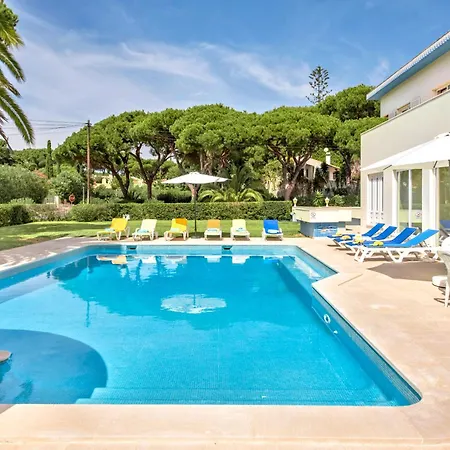 Large Private Pool Viilla, Close To Amenites, Free Air Conditioning And Wifi Villa *