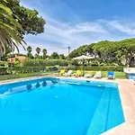 Villa Large Private Pool Viilla, Close To Amenites, Free Air Conditioning And Wifi *